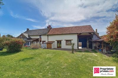 Maison - 266 m² - 8 pièces