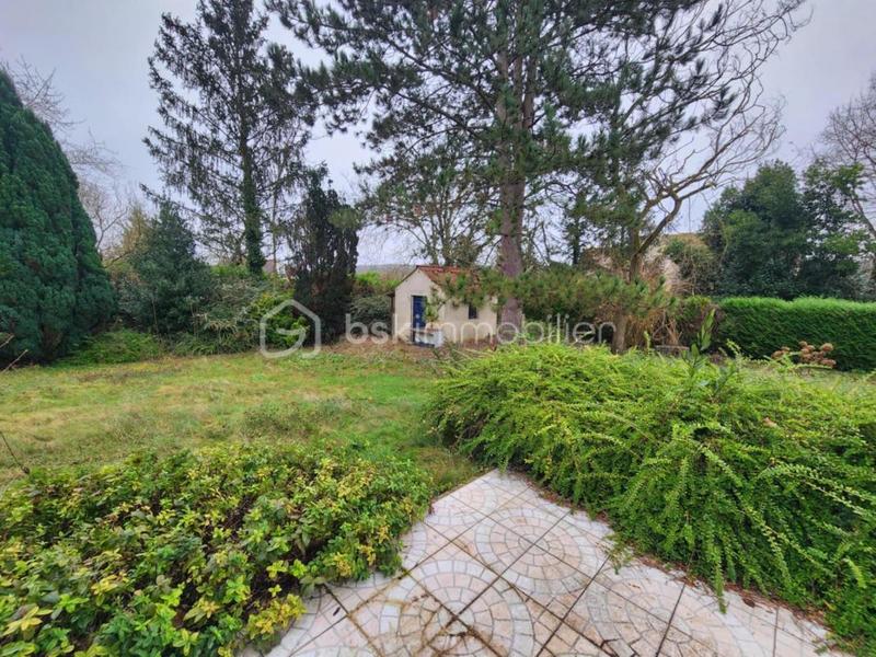 Maison traditionnelle - 98 m² - 4 pièces