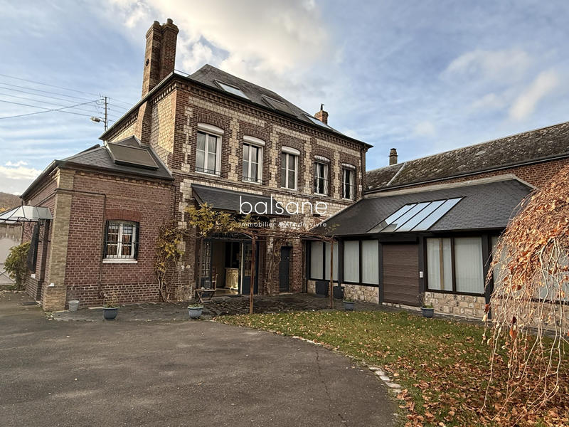 Maison - 175 m² - 8 pièces