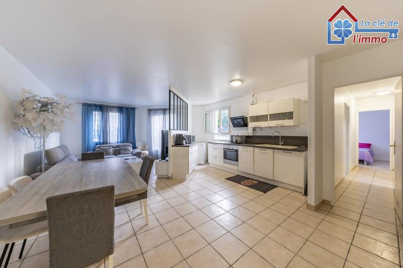 Appartement - 84 m² - 4 pièces