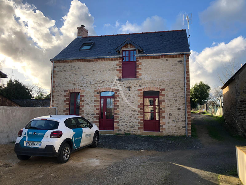 Maison - 93 m² - 4 pièces