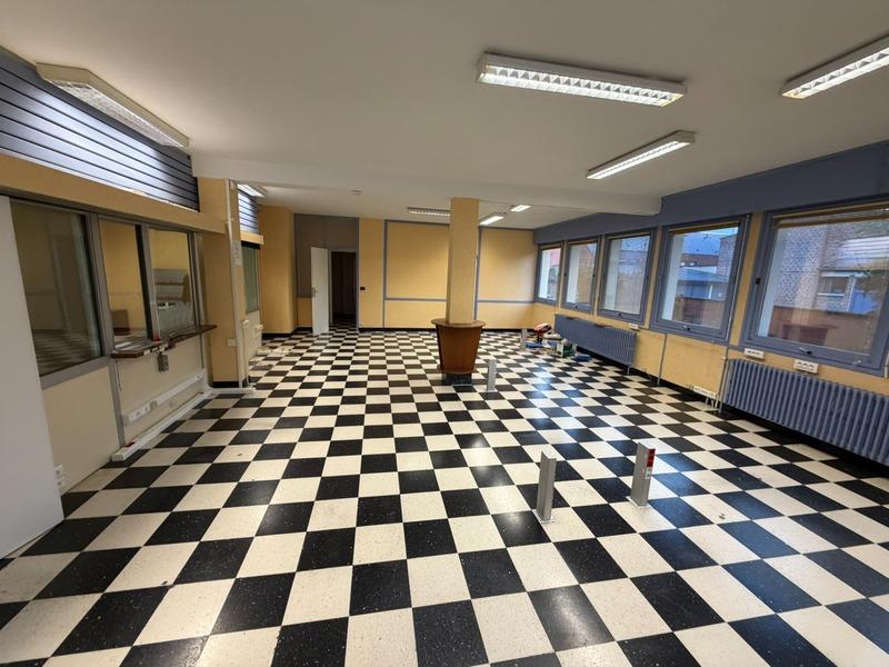 Maison de ville - 255 m² - 9 pièces