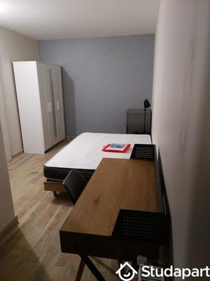Chambre - 10 m² - 1 pièce