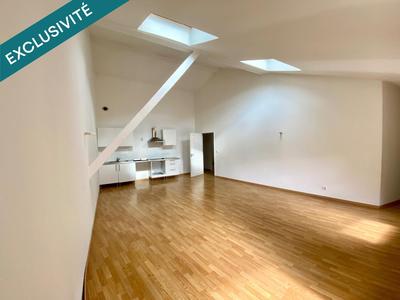 Appartement - 93 m² - 4 pièces