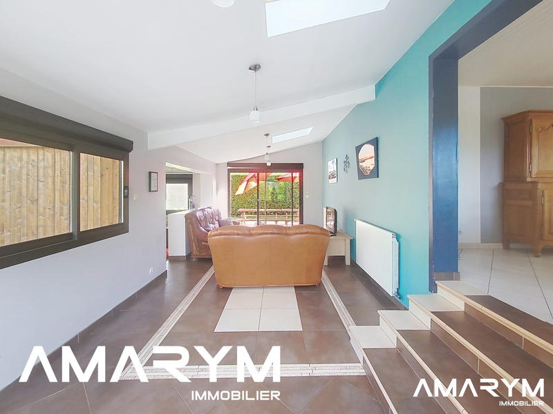 Maison - 168 m² - 7 pièces