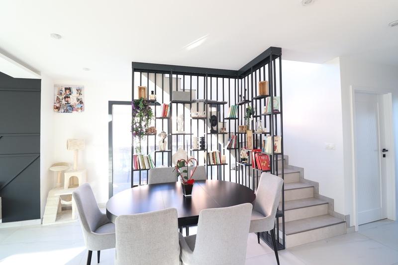 Maison - 187 m² - 4 pièces