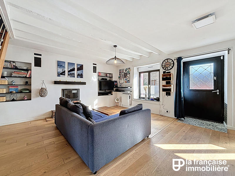 Maison - 102 m² - 4 pièces