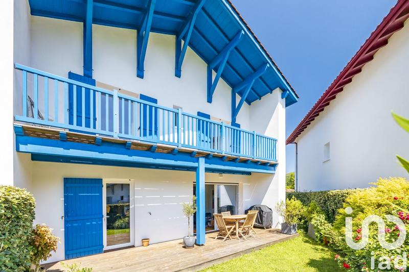 Maison - 93 m² - 5 pièces