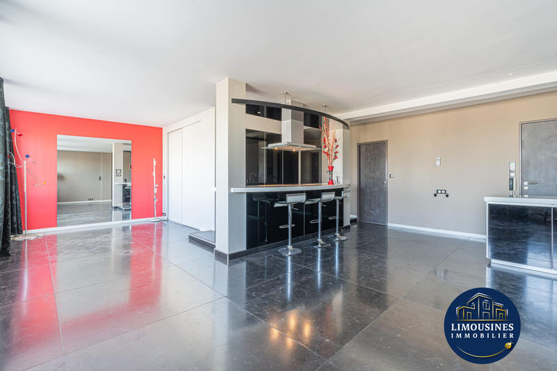 Appartement - 91 m² - 4 pièces