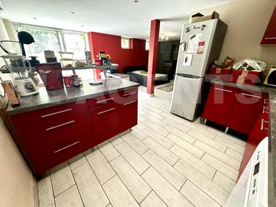 Maison - 132 m² - 7 pièces