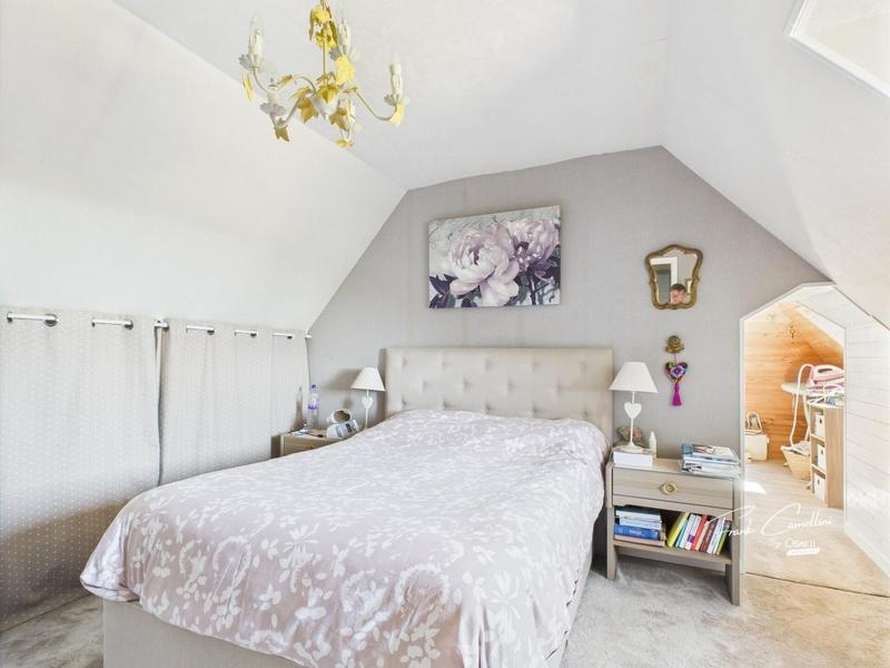 Maison - 166 m² - 6 pièces