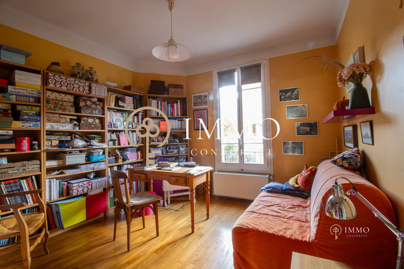 Maison - 196 m² - 8 pièces