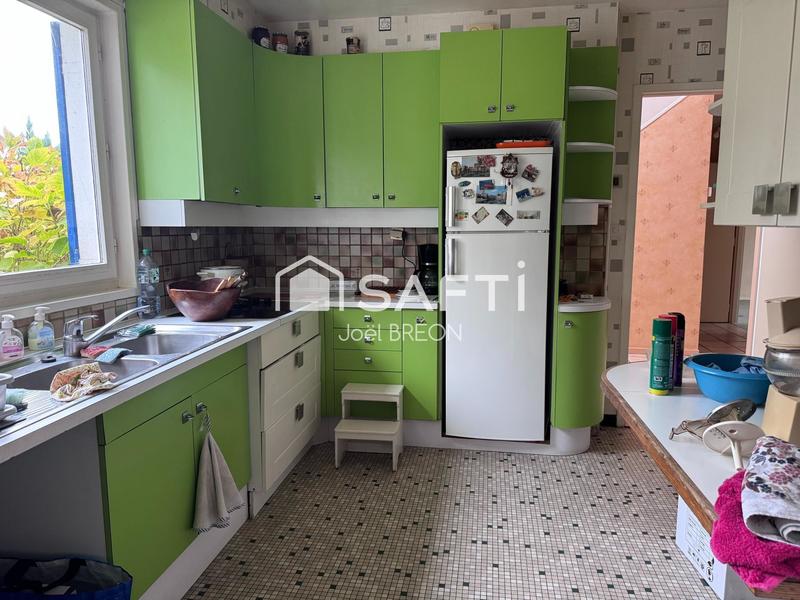 Maison - 247 m² - 6 pièces