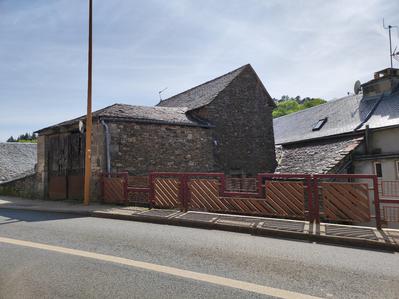 Maison ancienne - 146 m² - 8 pièces