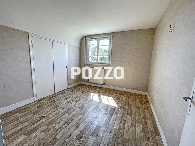 Maison - 166 m² - 8 pièces
