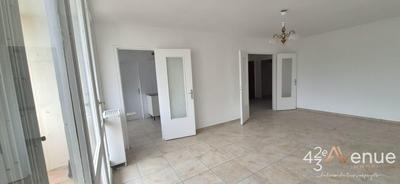 Appartement - 86 m² - 4 pièces