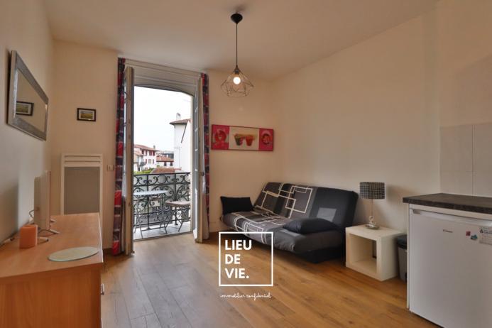 Appartement ancien - 24 m² - 1 pièce