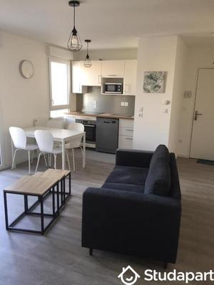 Chambre - 12 m² - 1 pièce