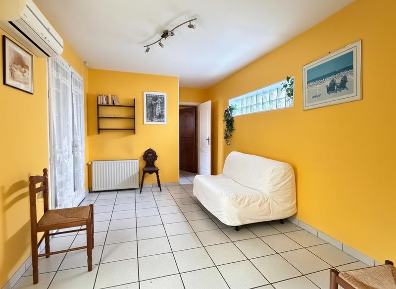 Maison - 223 m² - 12 pièces