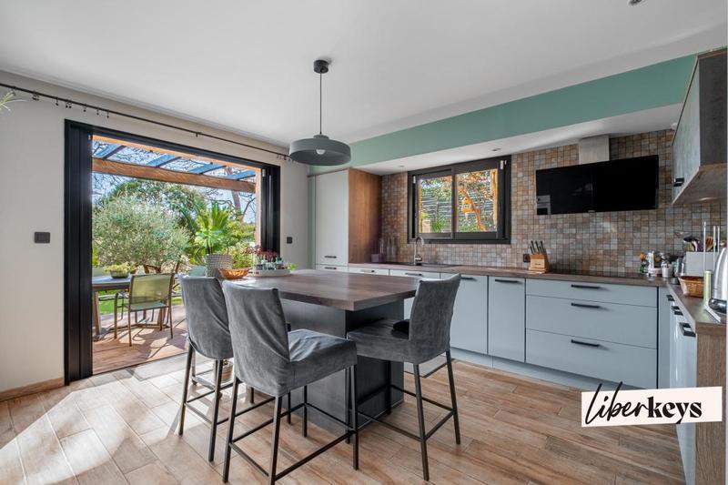 Villa - 135 m² - 6 pièces