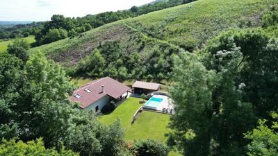 Maison - 185 m² - 5 pièces