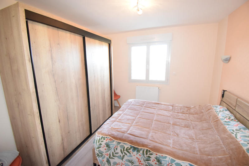 Maison - 100 m² - 10 pièces