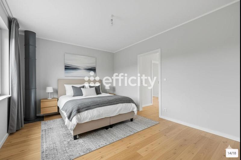 Maison - 160 m² - 8 pièces