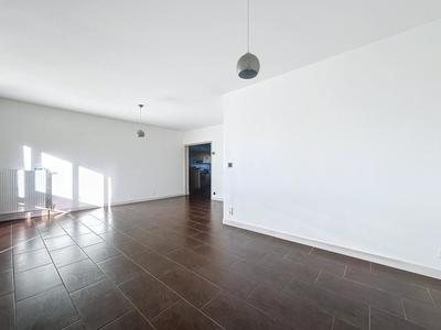 Appartement - 97 m² - 4 pièces