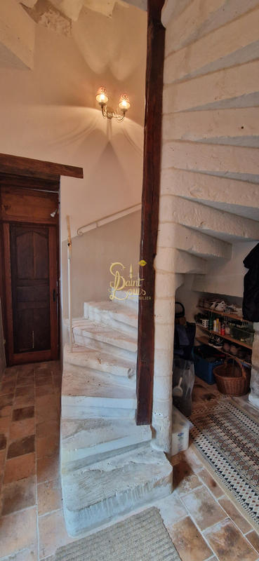 Maison - 200 m² - 7 pièces