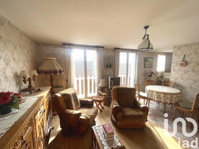Appartement - 85 m² - 5 pièces