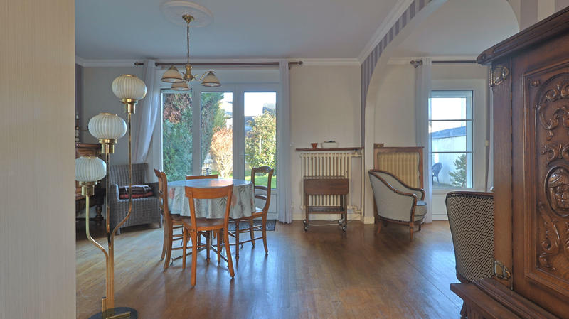 Maison - 95 m² - 5 pièces