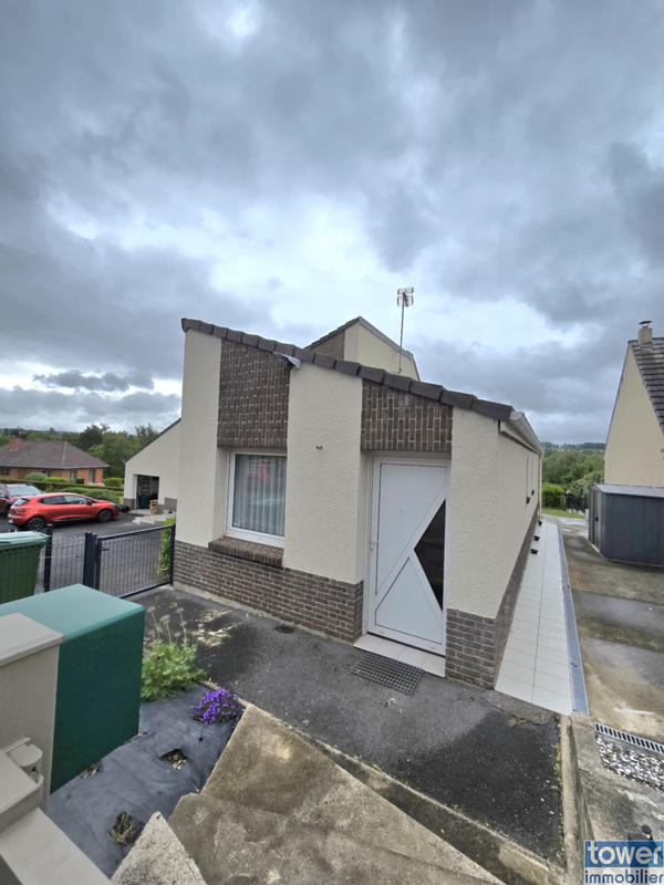 Maison - 160 m² - 9 pièces