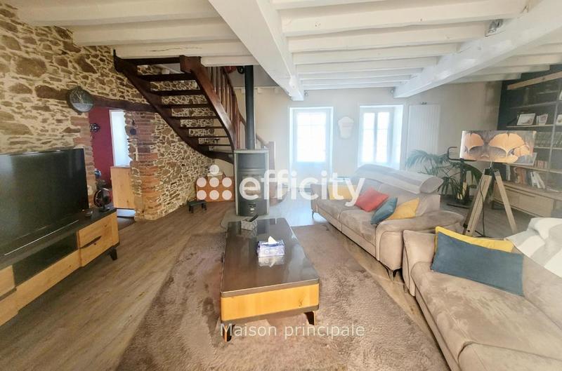 Maison - 266 m² - 6 pièces