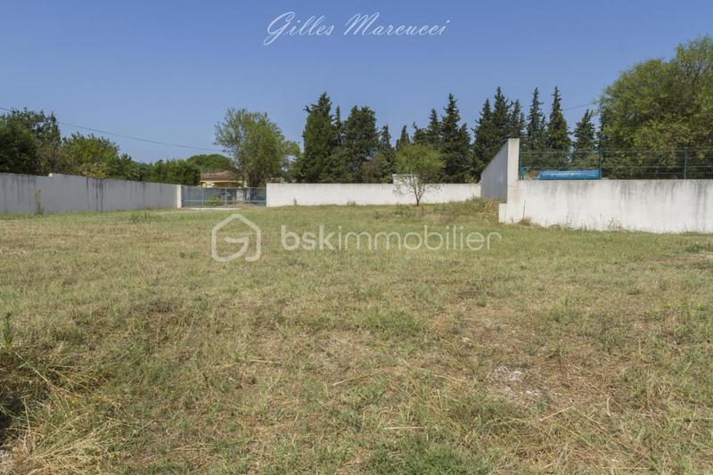 Terrain - 606 m²