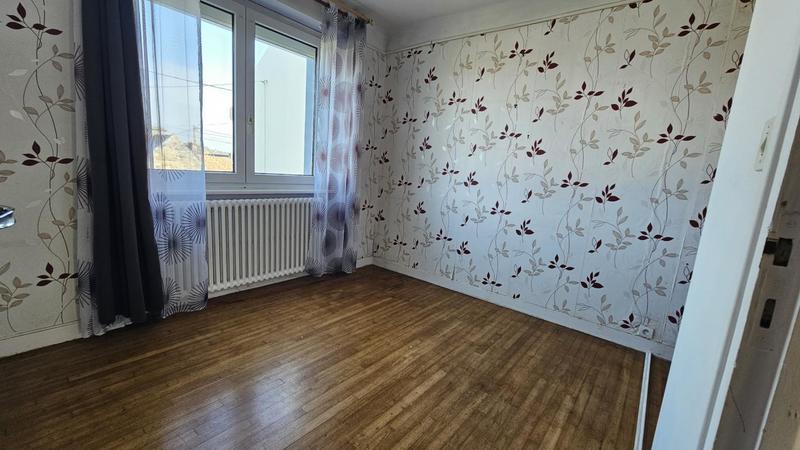 Maison - 100 m² - 6 pièces