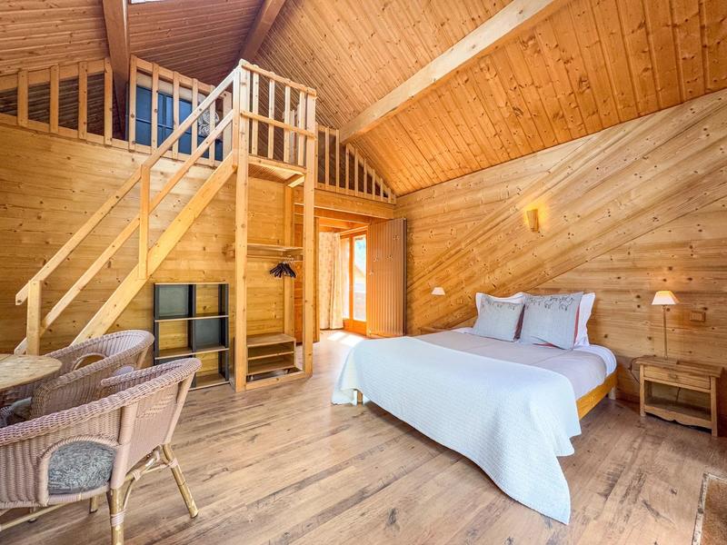 Maison - 839 m² - 14 pièces