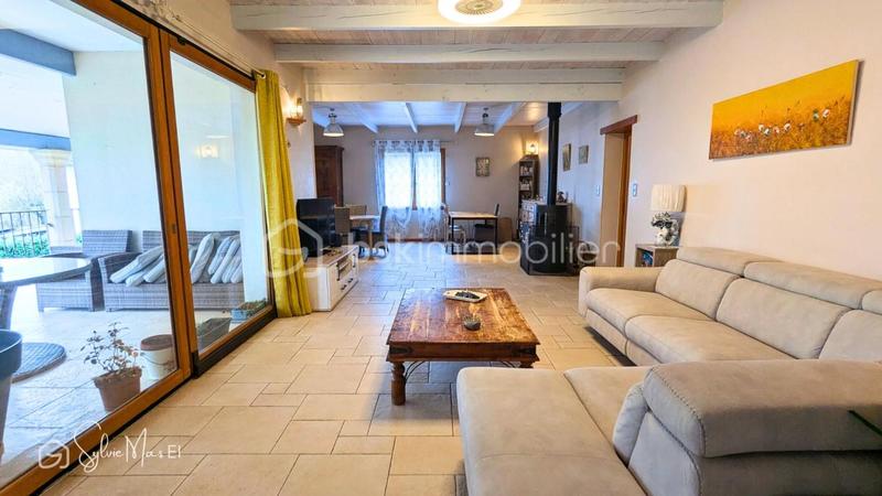 Maison - 152 m² - 6 pièces