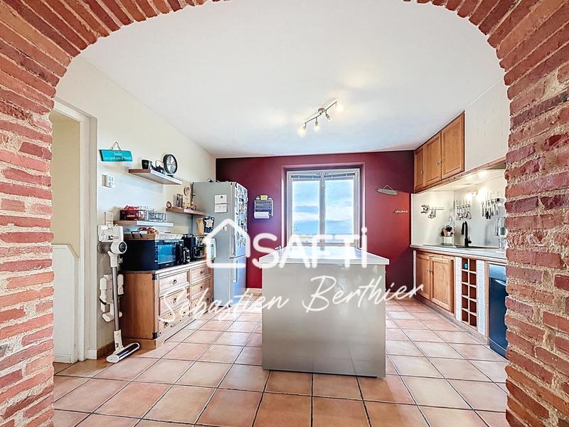 Maison - 190 m² - 6 pièces