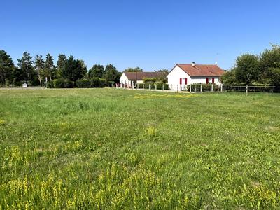Terrain constructible - 1 720 m²