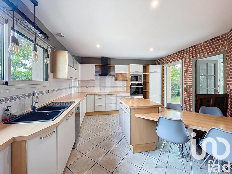 Maison - 183 m² - 7 pièces