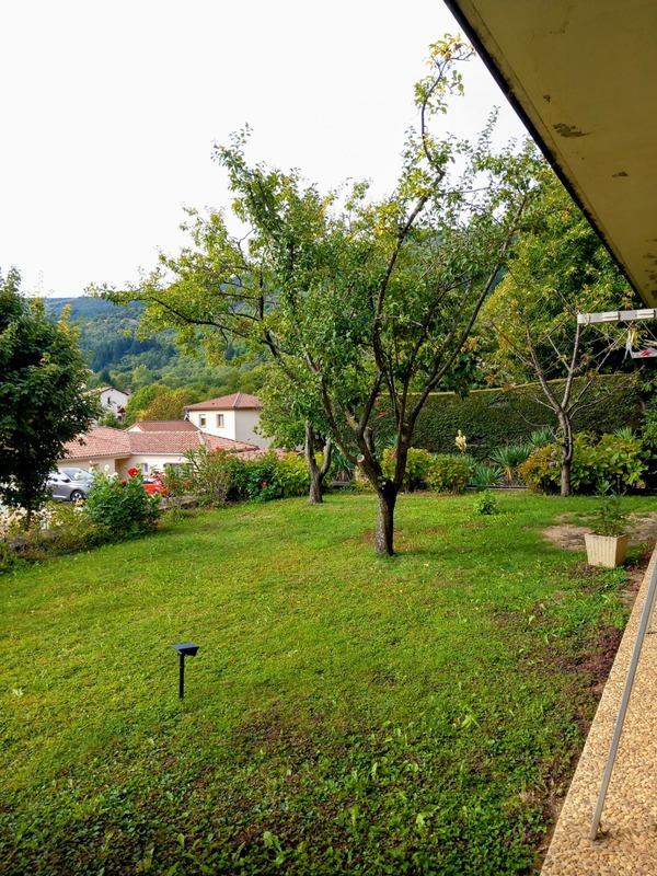 Maison - 220 m² - 9 pièces