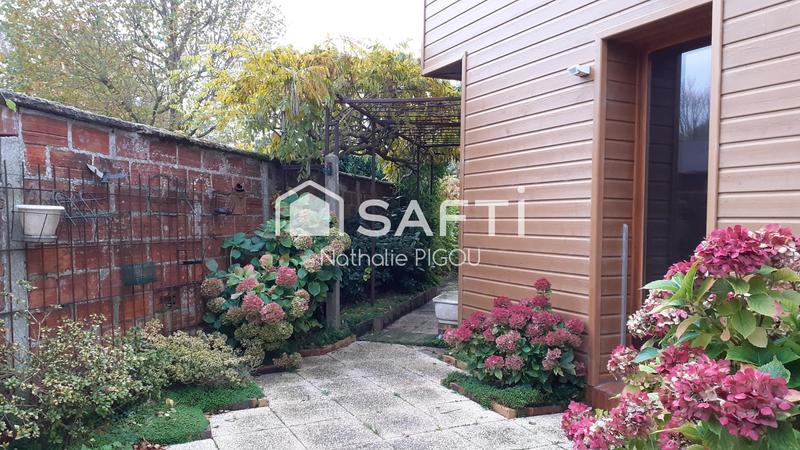 Maison - 131 m² - 8 pièces