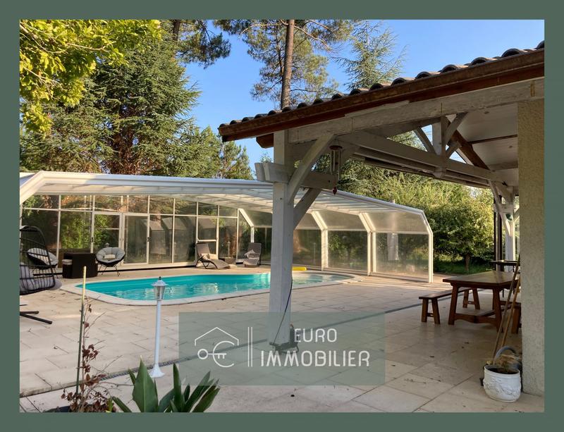 Maison - 110 m² - 5 pièces