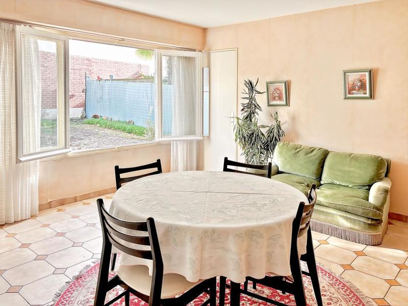 Maison - 96 m² - 5 pièces