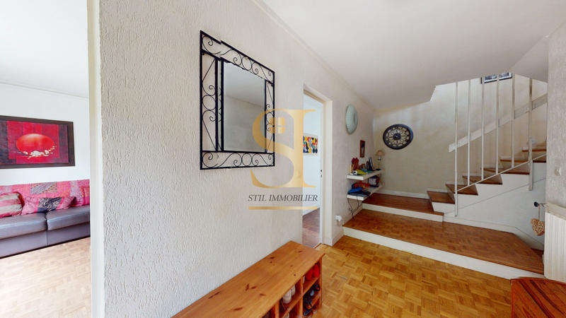 Maison - 141 m² - 6 pièces