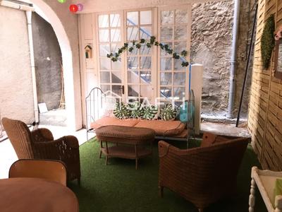 Maison - 175 m² - 11 pièces