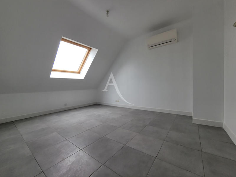 Maison - 101 m² - 5 pièces