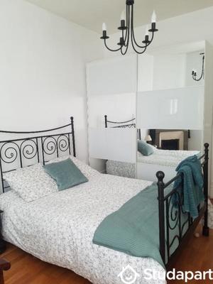 Chambre - 15 m² - 1 pièce