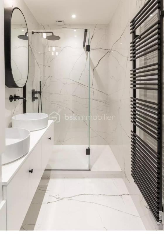 Appartement - 90 m² - 4 pièces