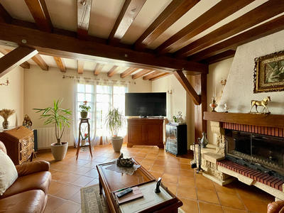 Maison - 158 m² - 7 pièces